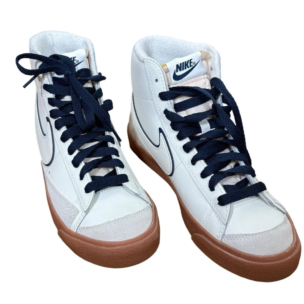 Nike Blazer Mid 77‎ Sneakers Sail Navy Gum Sole Mens 7.5 Women's 9 DQ7672-100